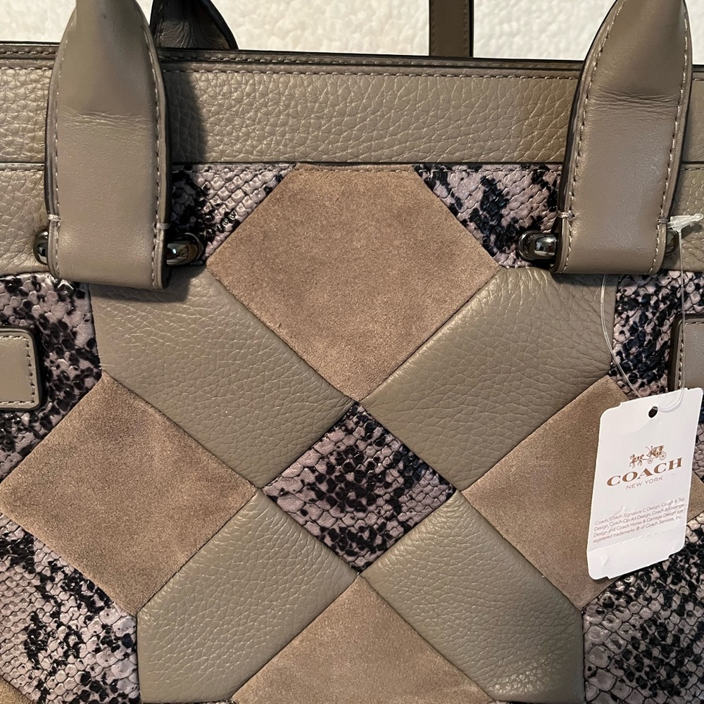 Retired Coach Purse Swagger In Patchwork Exotic Embossed Leather - Picture 9 of 12
